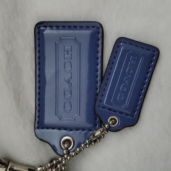 Coach Daisy Liquid Gloss Pocket Hobo Bag Pat Leather F23401 - Picture 6 of 16